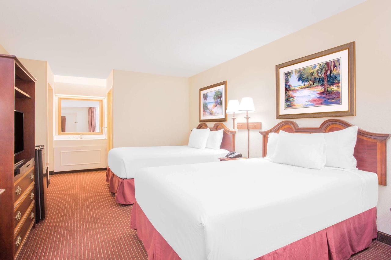 Days Inn By Wyndham Dothan Exterior foto